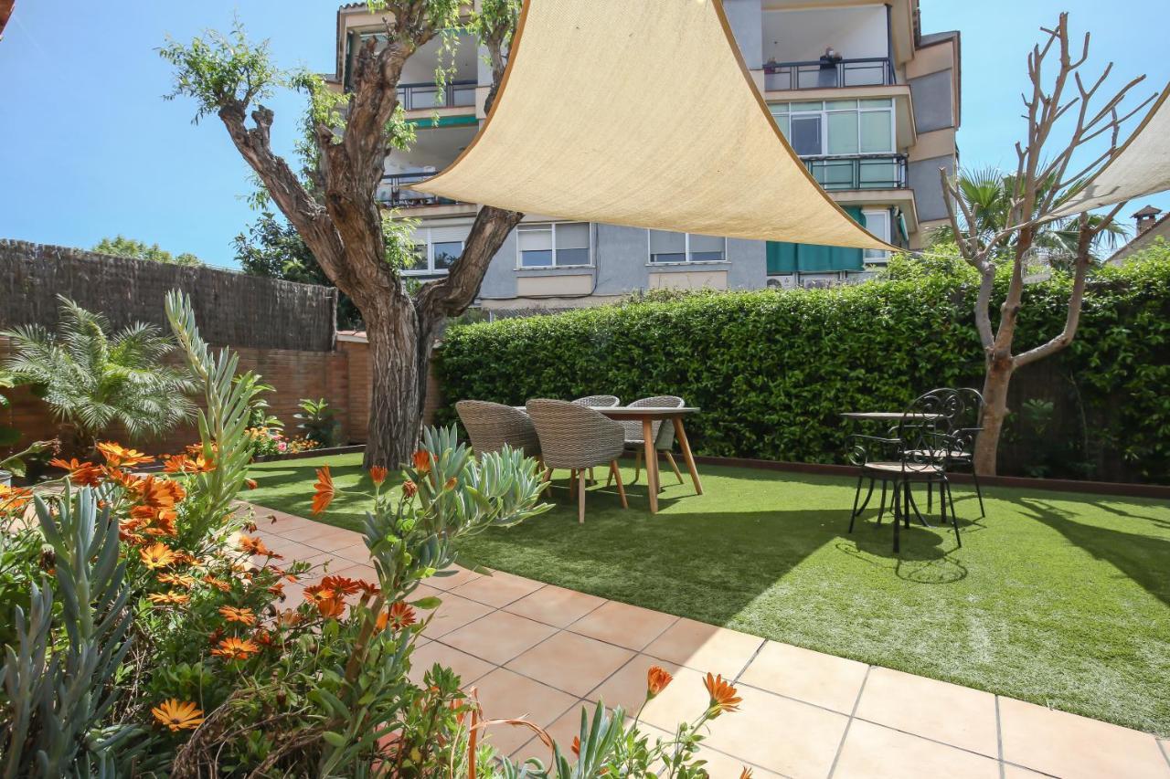 Rambla De Marisol Apartments Castelldefels Bagian luar foto
