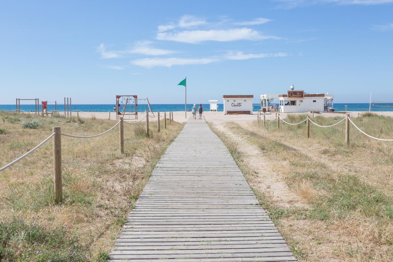Rambla De Marisol Apartments Castelldefels Bagian luar foto